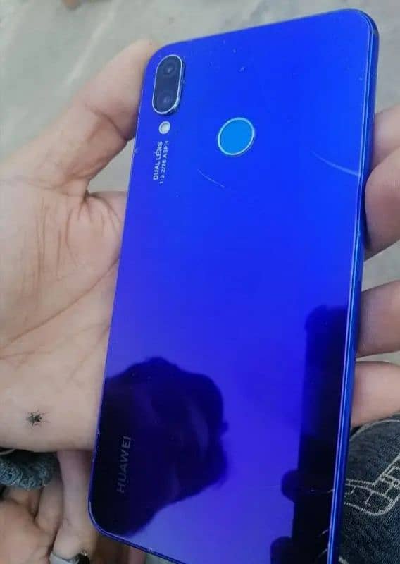 Huawei nova3i 4\128 GB Daba charg available hai 1