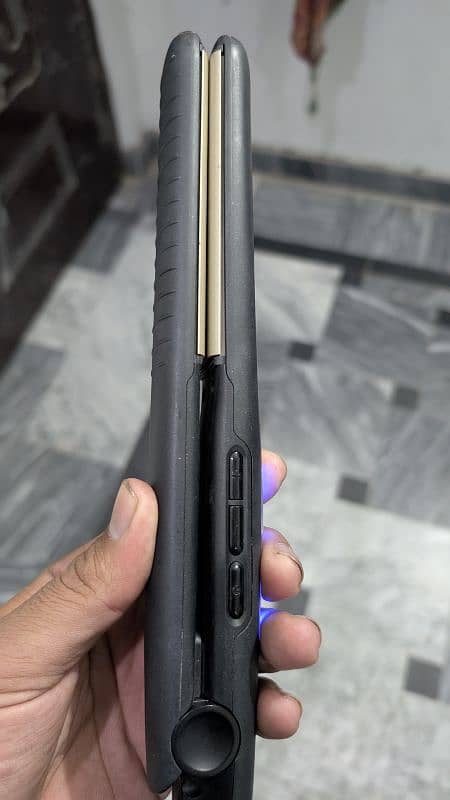 Remington Original Hair Straightener Sleek and Curl 2