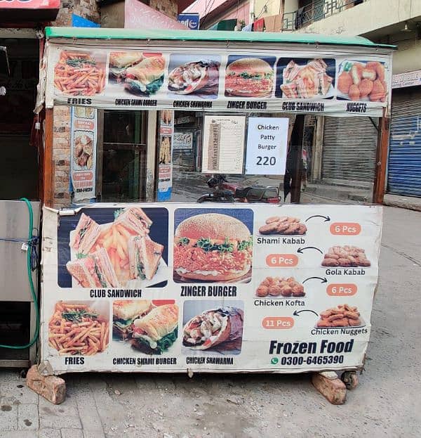 Fast Food Display Counter with Glass Fittiing Size 6x3 0