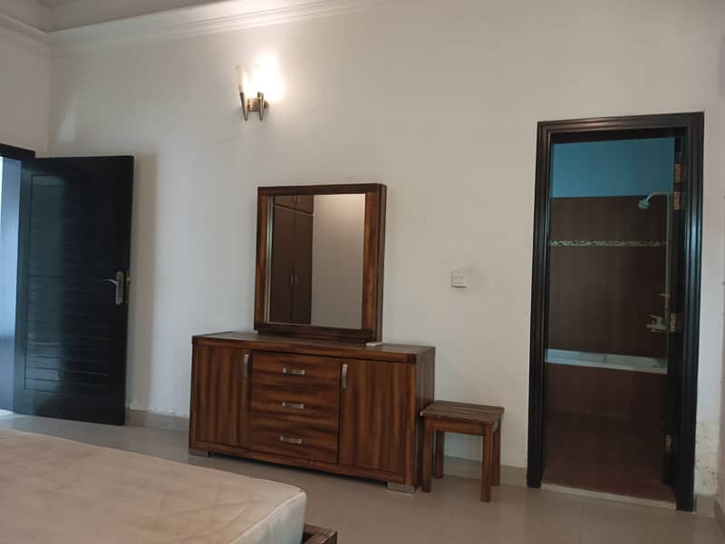 10 Marla Furnished House For Rent In Dha Phase 4 Gg 16