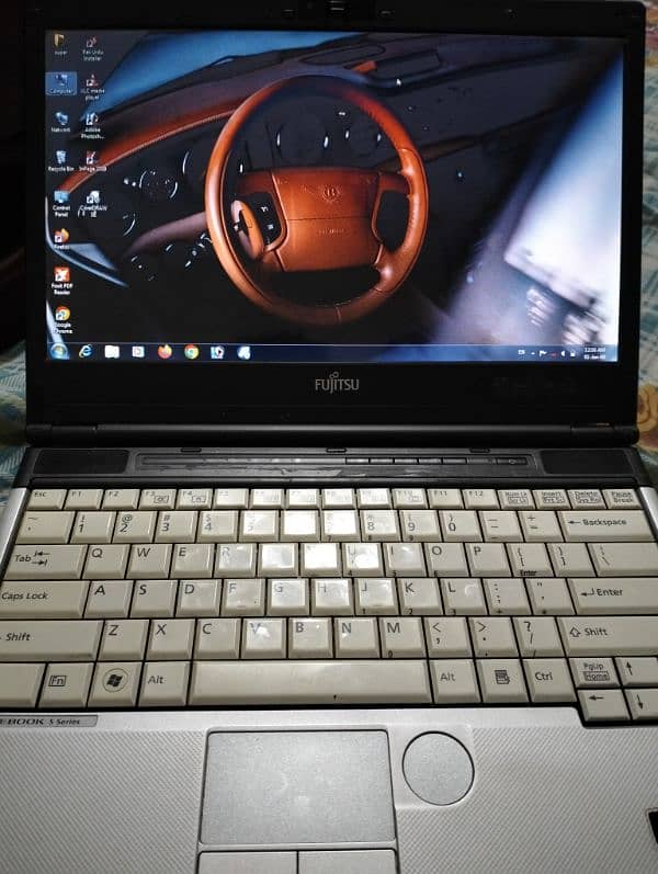 Fujitsu Lifebook S760 Laptop For Sale 0