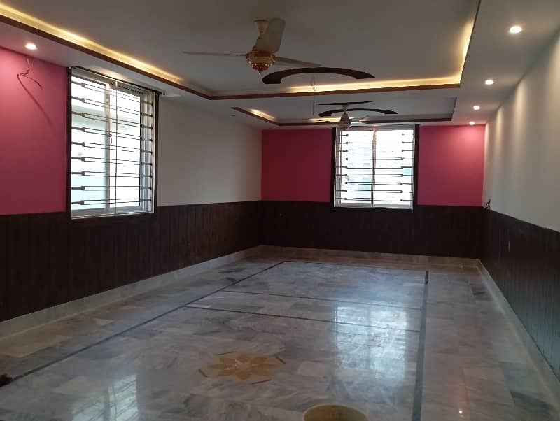 40x80 Luxury. Upper Portion Available For Rent ideal location nearby school near kachnar park near shifa hospital More Options Available office and family purpose 6