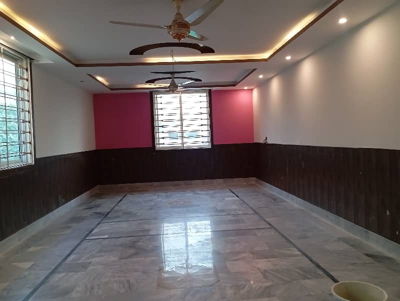 40x80 Luxury. Upper Portion Available For Rent ideal location nearby school near kachnar park near shifa hospital More Options Available office and family purpose 7