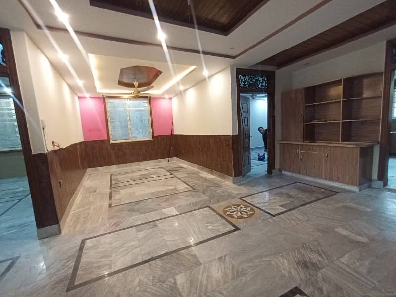 40x80 Luxury. Upper Portion Available For Rent ideal location nearby school near kachnar park near shifa hospital More Options Available office and family purpose 12