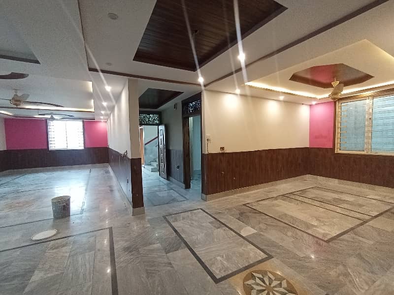 40x80 Luxury. Upper Portion Available For Rent ideal location nearby school near kachnar park near shifa hospital More Options Available office and family purpose 20