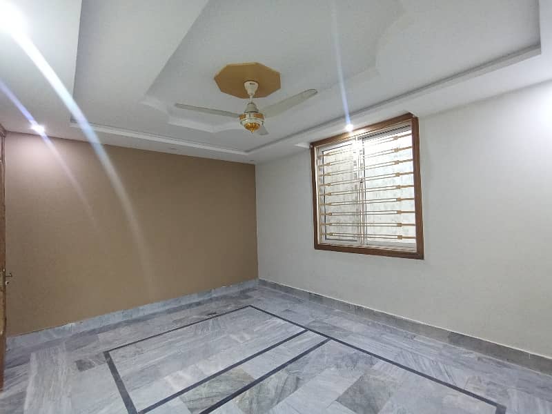 40x80 Luxury. Upper Portion Available For Rent ideal location nearby school near kachnar park near shifa hospital More Options Available office and family purpose 22