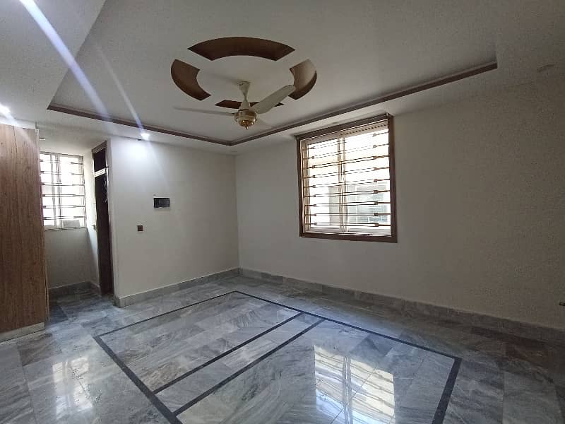 40x80 Luxury. Upper Portion Available For Rent ideal location nearby school near kachnar park near shifa hospital More Options Available office and family purpose 27