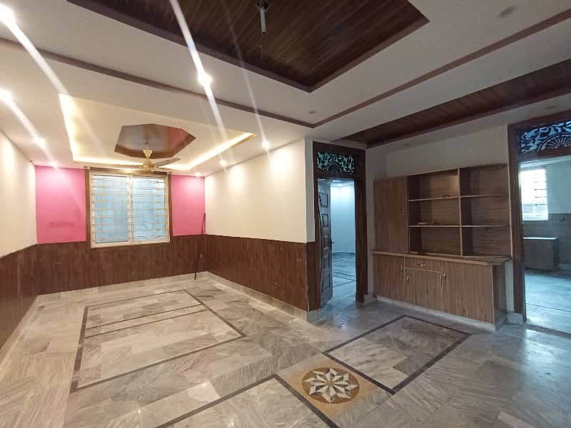 40x80 Luxury. Upper Portion Available For Rent ideal location nearby school near kachnar park near shifa hospital More Options Available office and family purpose 30