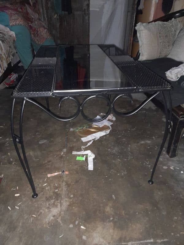 Iron Table with Steel Mirror Antique Decor Articles 1