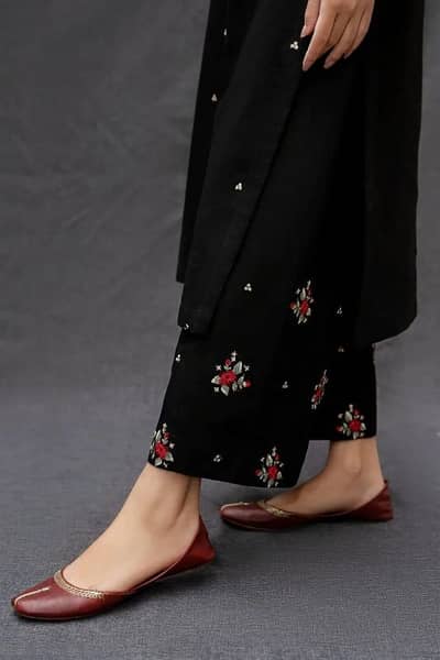 dhanak fabric embroidery suit