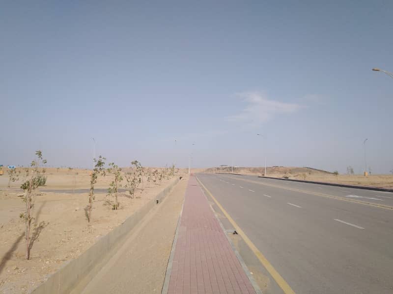 1000 SQ YARDS PLOT FOR SALE | PRECINCT-36 Bahria Town Karachi. 5