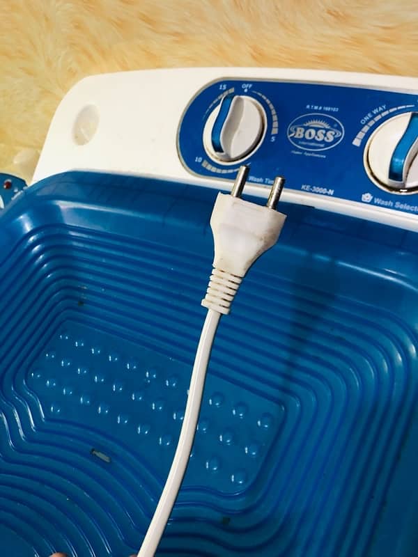 "Boss Washing Machine & Spinner dryer Efficient Cleaning and Drying 6