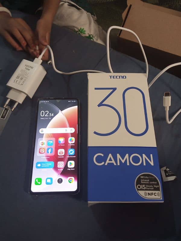 camon 30. . 12 gb 1