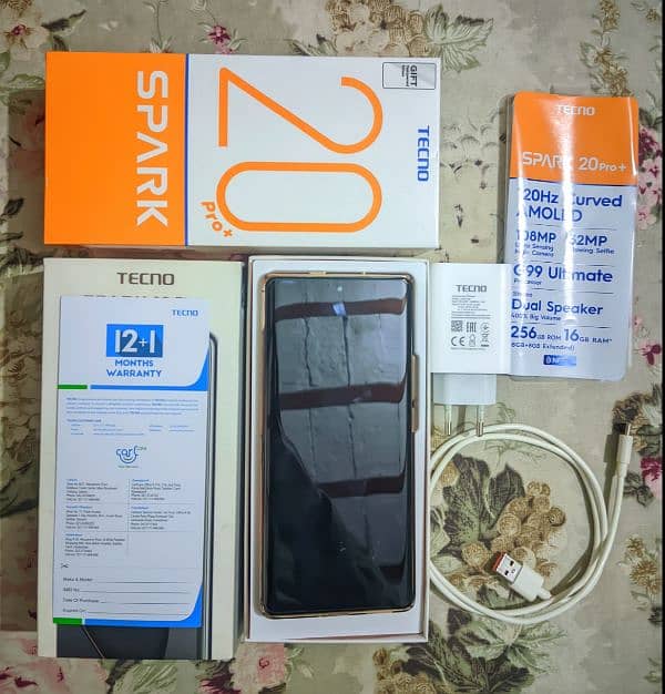 tecno spark 20 pro plus white color. 8/256 2