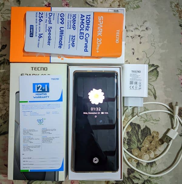 tecno spark 20 pro plus white color. 8/256 3