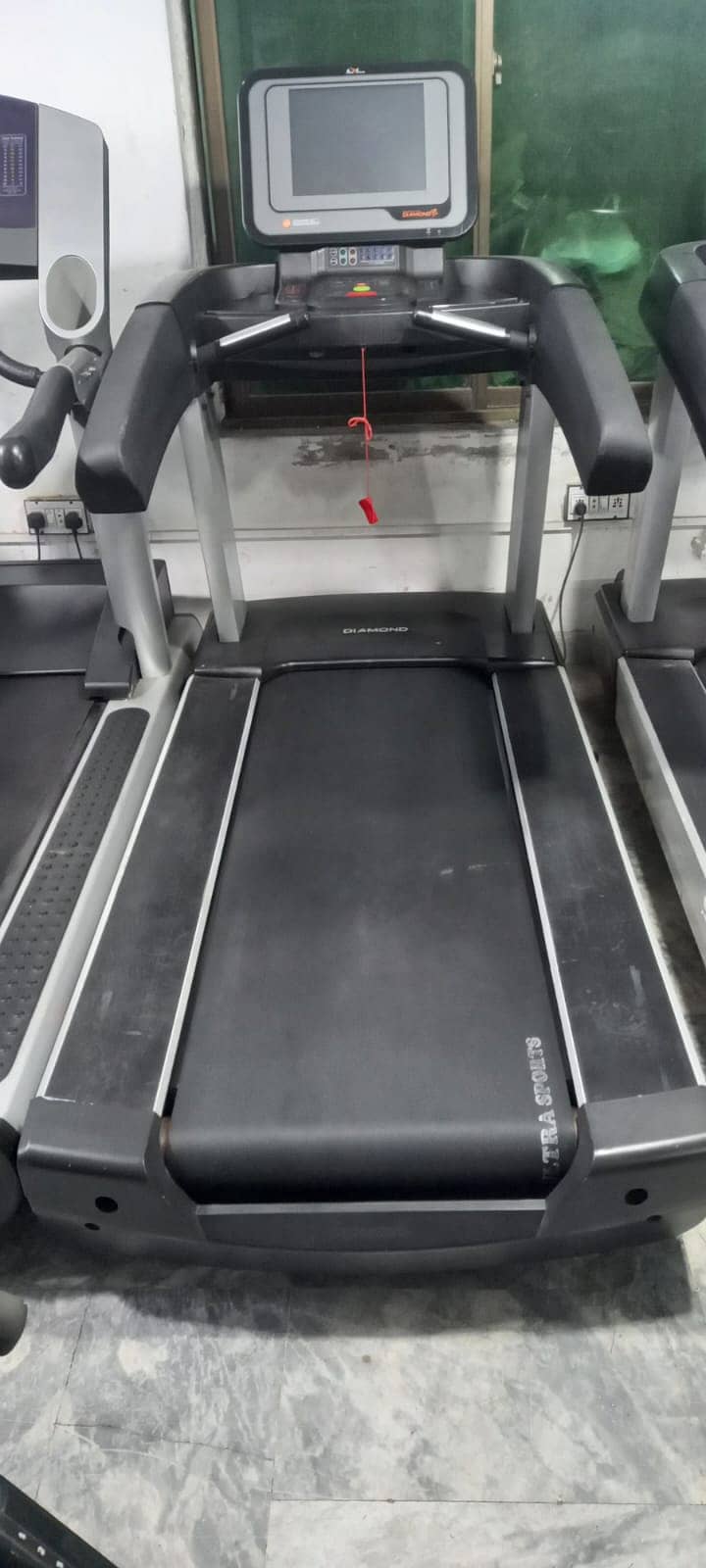 American Brands Treadmill - Exercise Running Machine - For Sale 17