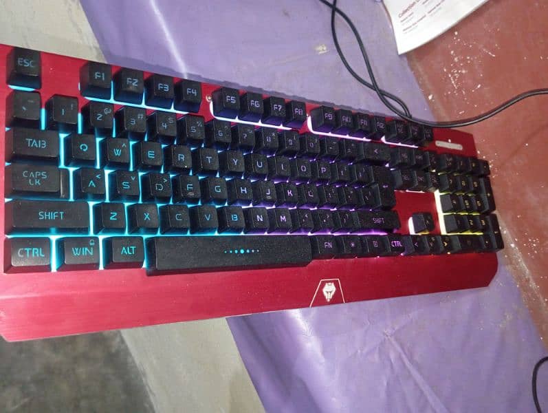 wolf totem V5 gaming keyboard 3