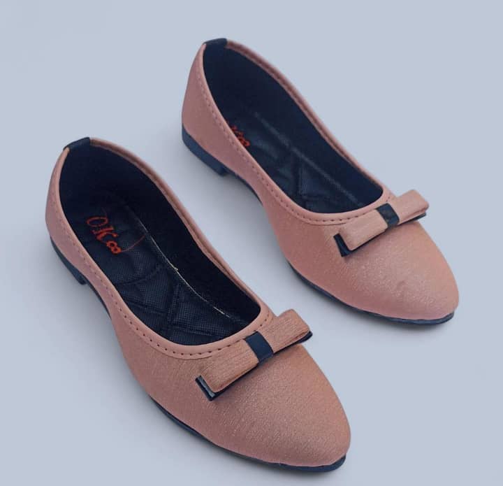 Women's casual pumps sell 5