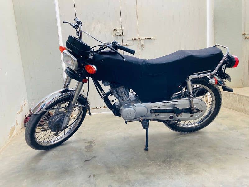 Honda CG 125 model 2021 rigistration 2024 4