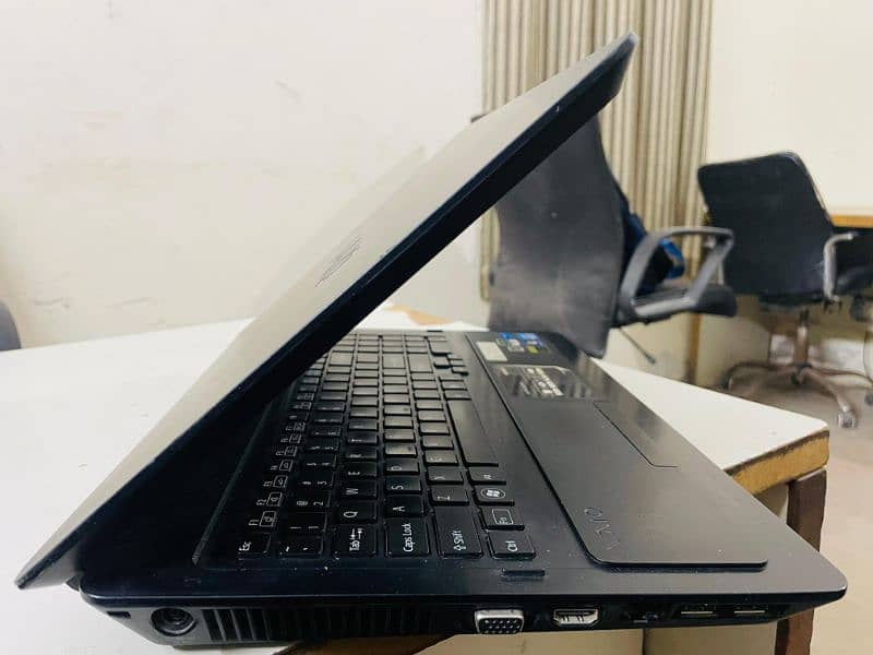 SONY  VAIO F Series Core-i7-2nd  Workstation 7