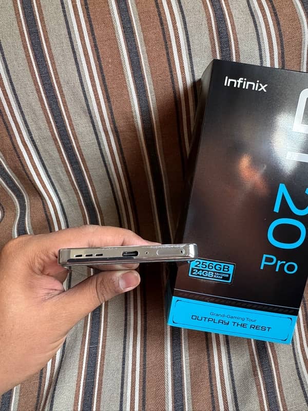 Infinix GT 20 Pro 4