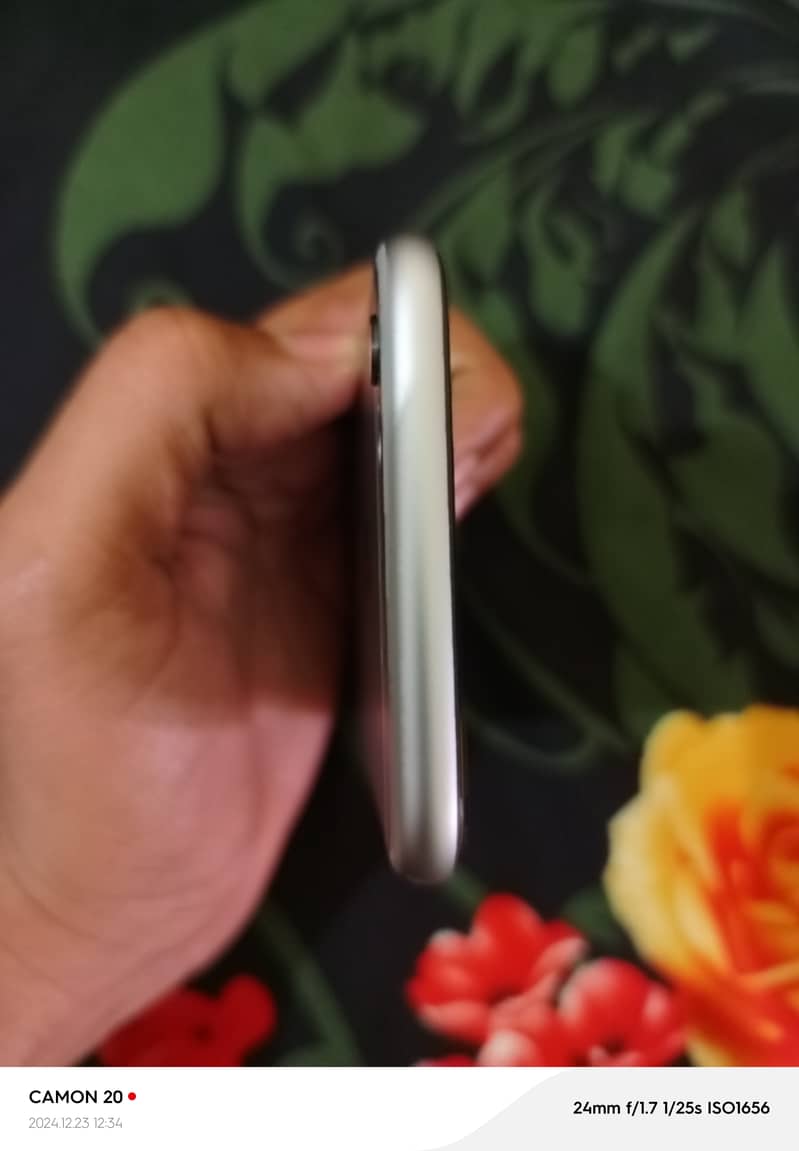 iPhone 6 Condition 10 by 10 3