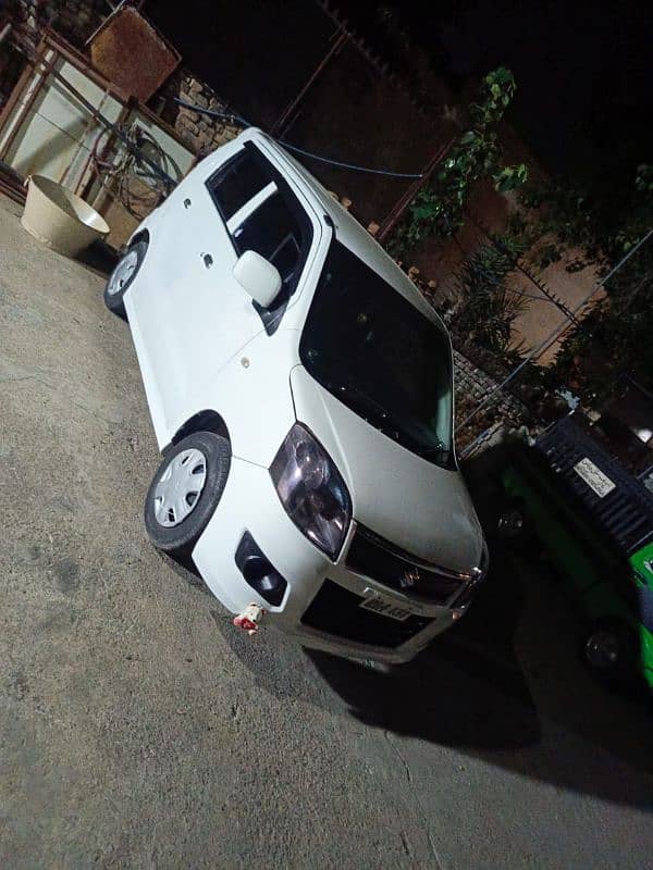 Suzuki Wagon R 2015 1