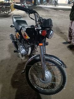 Honda 125 ,13000 Fainal