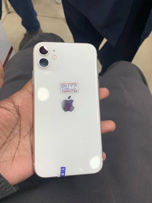 Iphone 11 128gb Pta approved 0