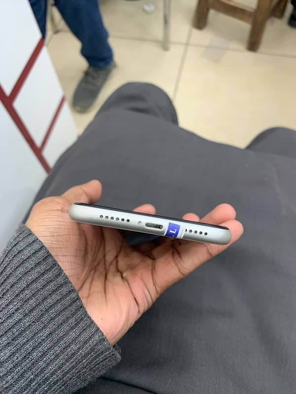 Iphone 11 128gb Pta approved 2