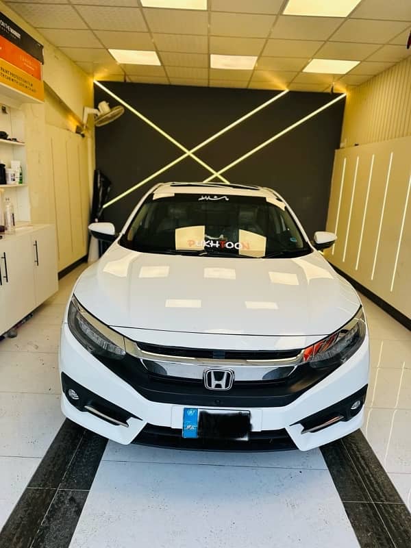 Honda Civic 2020 1