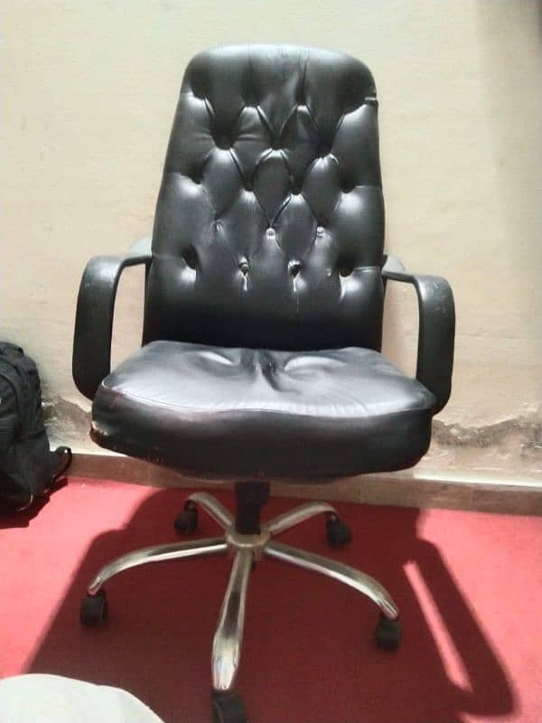 office Chair 1