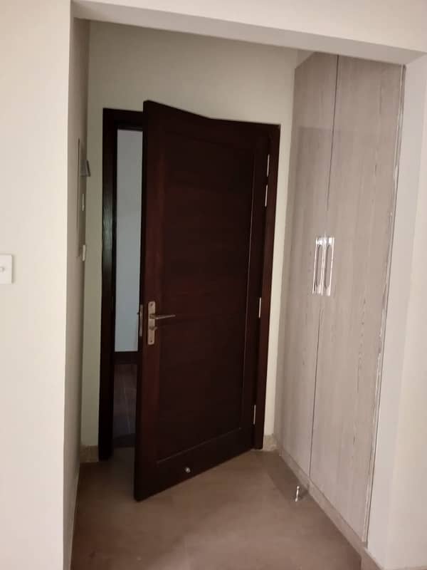 Studio Apartment For Sale At Prime Location of Gulberg Best Investment Oppurtunity 11