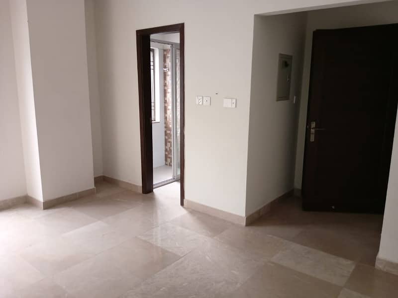 Studio Apartment For Sale At Prime Location of Gulberg Best Investment Oppurtunity 13