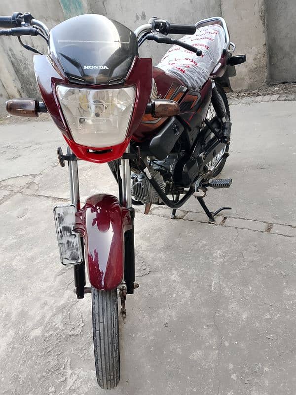 A Honda Pridor model 2022 for urgent sale 4