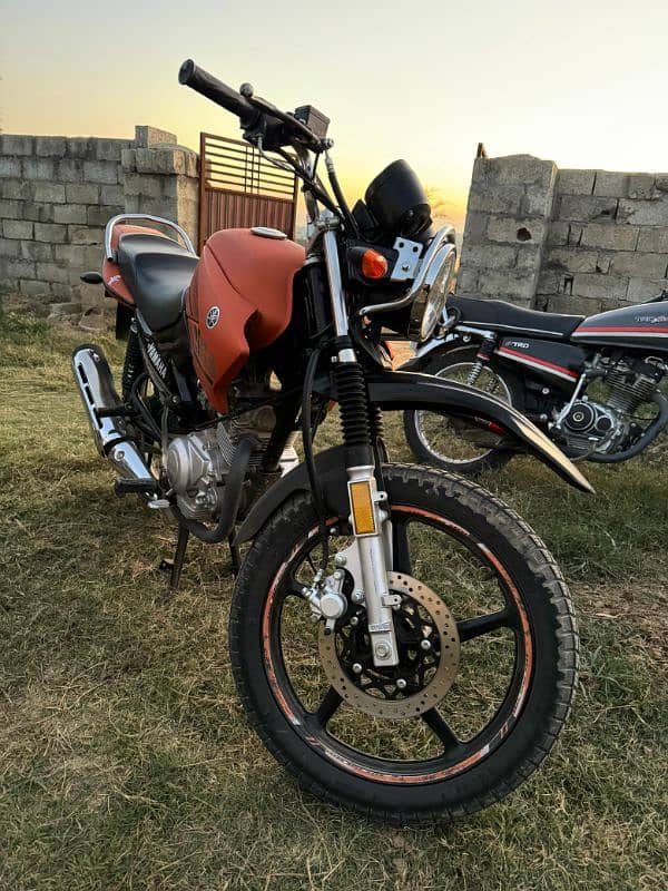 ybr125 new condition orange colour 4