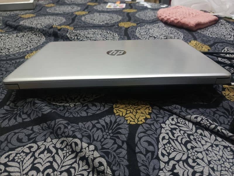 Hp Core 13 8th Generation 4GB, 1TB 9