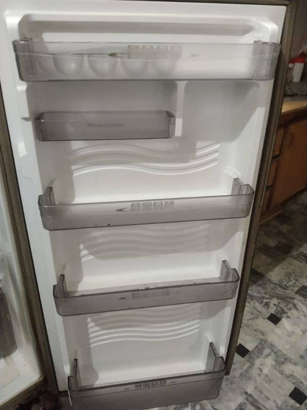 Dawlance Fridge For Sale 2