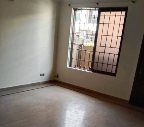 1800 Square Feet House For Rent In G-15/1 Islamabad 5