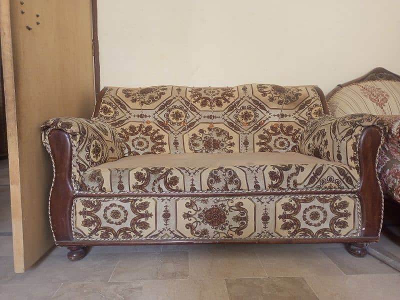 2 sofa sets (one sofa set is 5 seater and other one is 7 seater) 4