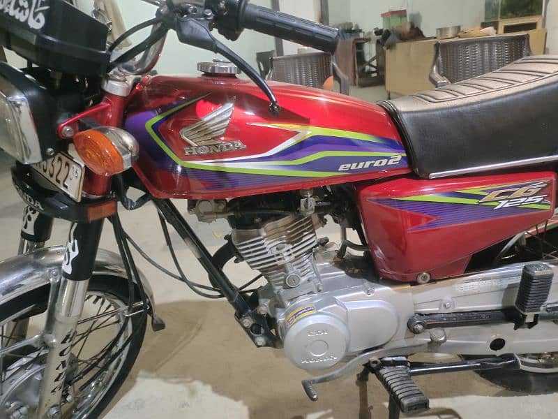 honda 125 (16/17) 1