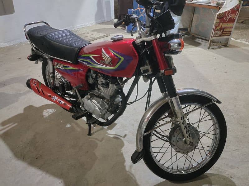 honda 125 (16/17) 3