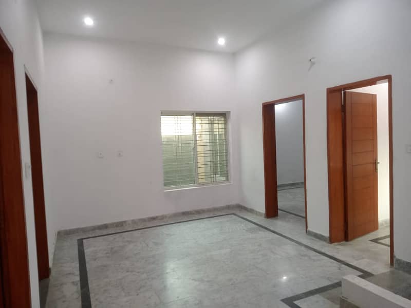 5 Marla Uper Portion For Rent ( Near Hafiz Sweets ) 1