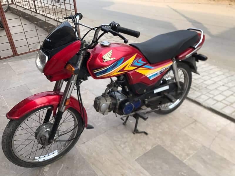 Honda cd 70 dream 2020 0