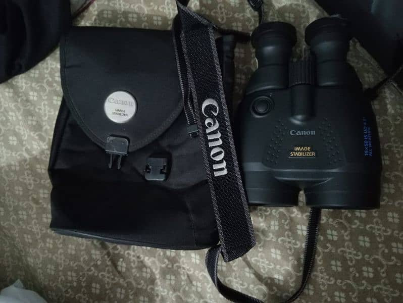 Canon 15 x 50 IS All Weather Binocular 3