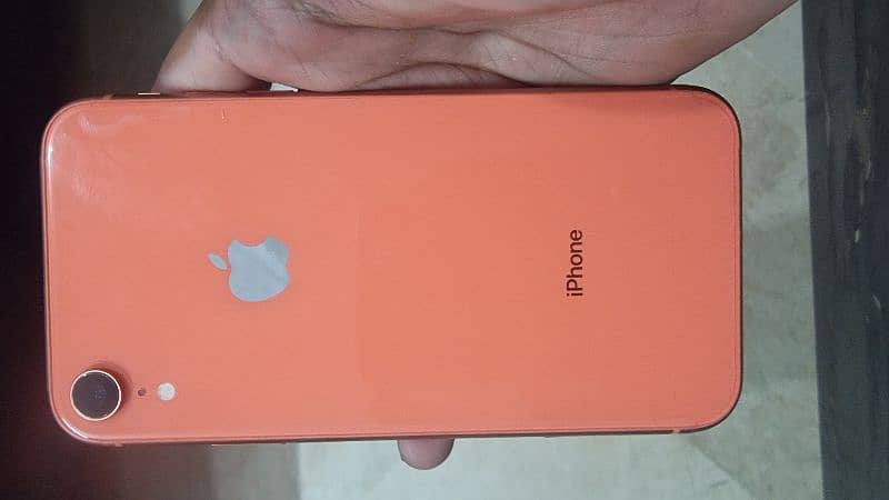 iPhone xr 6