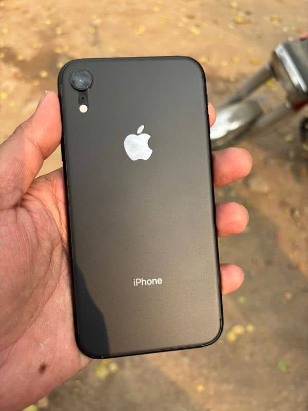 iPhone XR waterproof 0