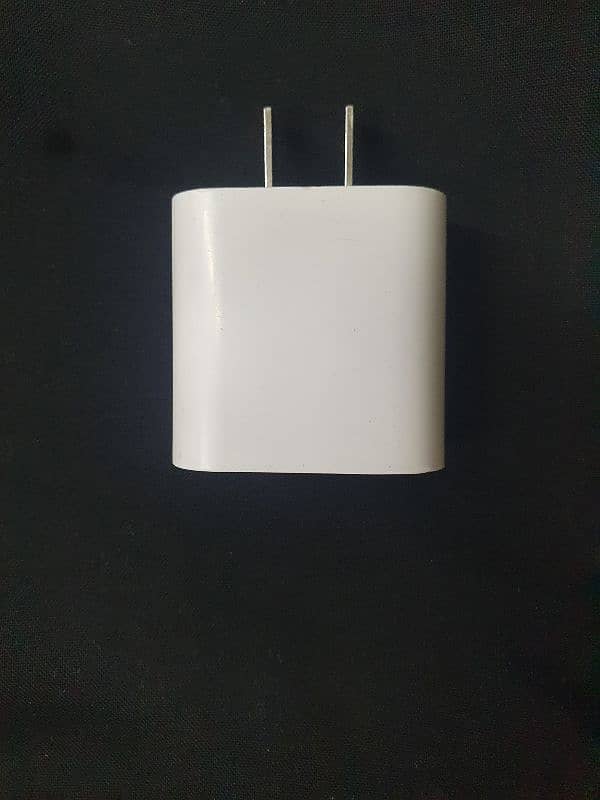 iphone 15 pro max original charger 100% 4