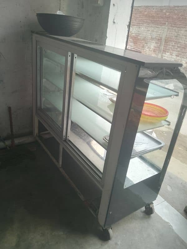 Counter for sale No 03086857825 0