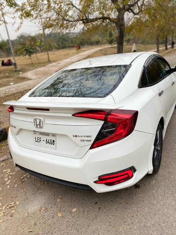 Honda Civic 2017 5